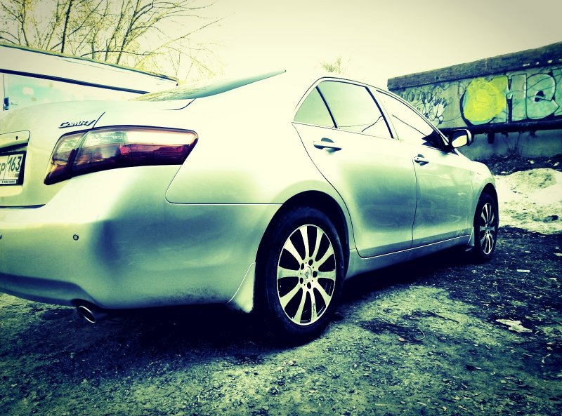 Toyota Camry 40 r19