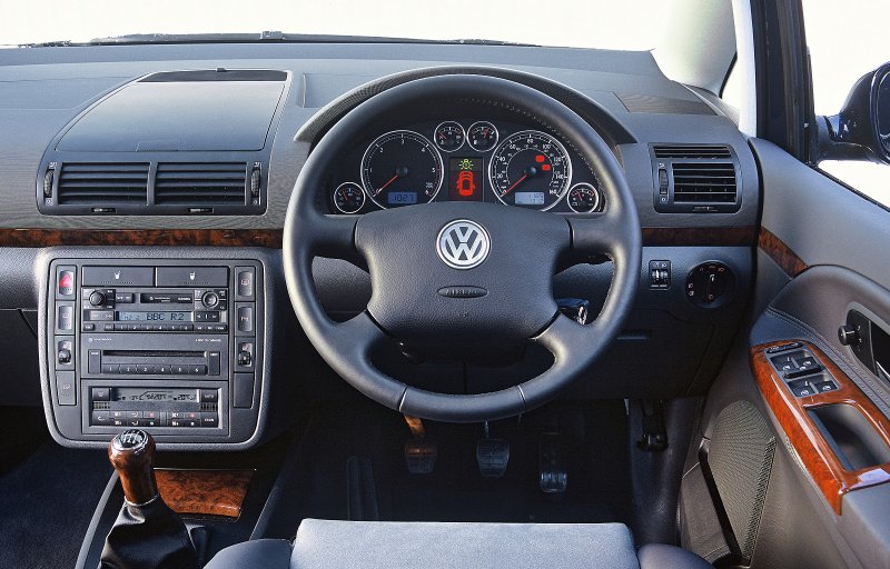 Volkswagen Sharan 2004 салон