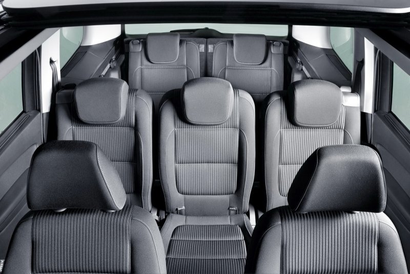 Seat Alhambra i салон