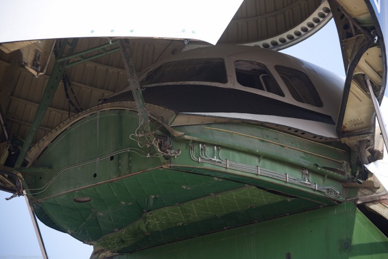 Грузовая кабина АН-124