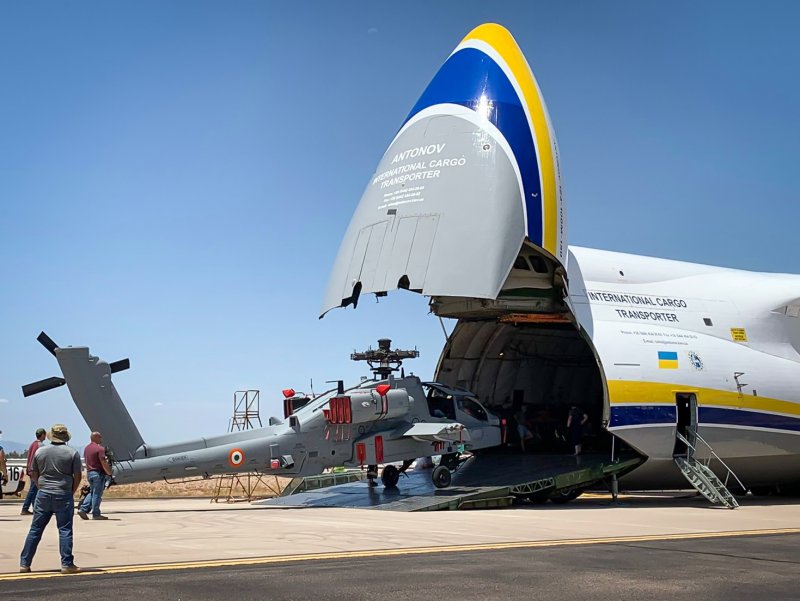 Грузовой самолёт АН-124