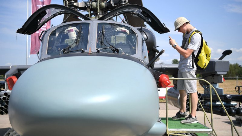 13-Й китайский Международный авиационно-космический салон 2021 Китая