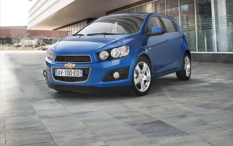Chevrolet Aveo 2011 Hatchback
