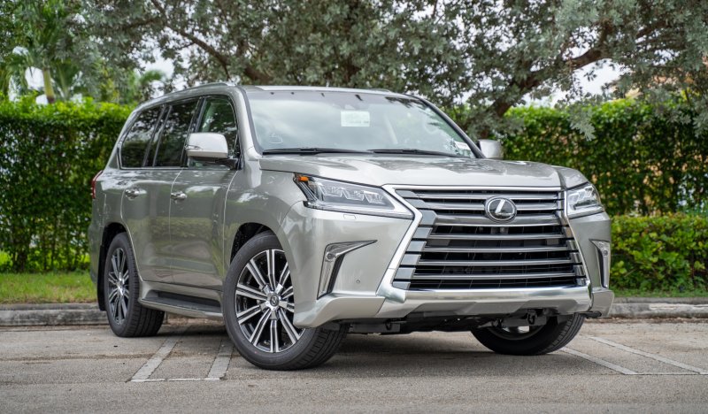 Lexus RX 570