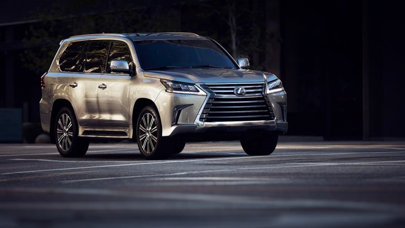 Новый Lexus LX 570 2022