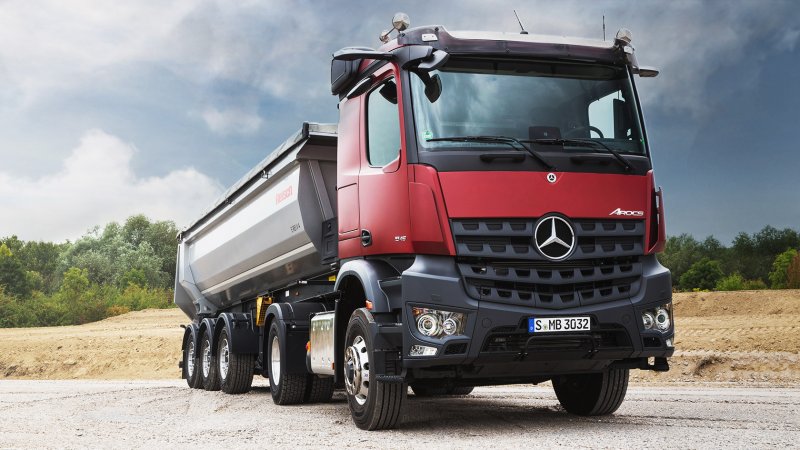 Mercedes-Benz Arocs 3245