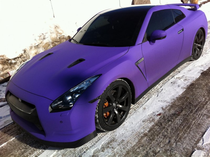 Nissan GTR r35 фиолетовый