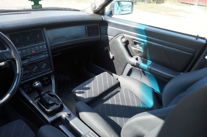 Audi 80 салон