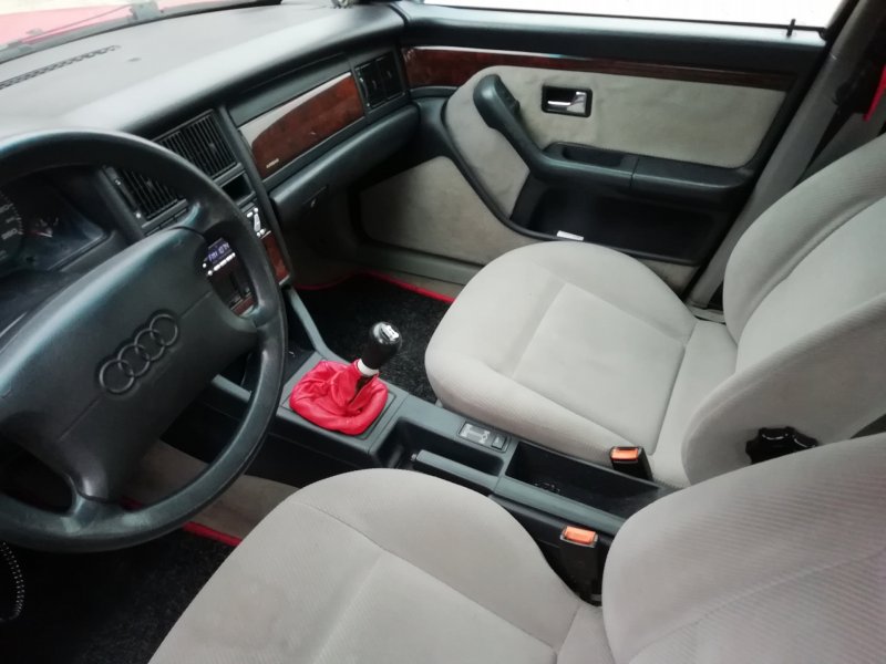Audi 80 b4 Interior
