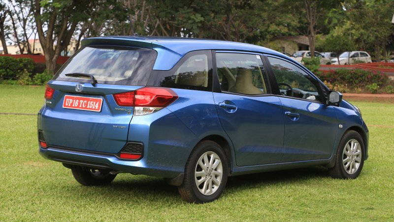 Honda Mobilio Spike