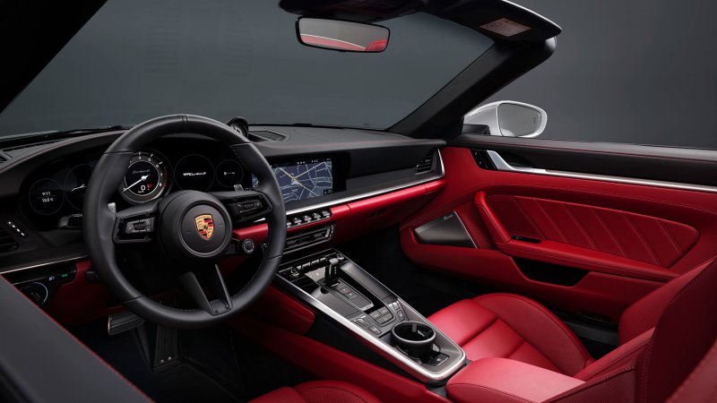 Porsche Taycan 2020 салон