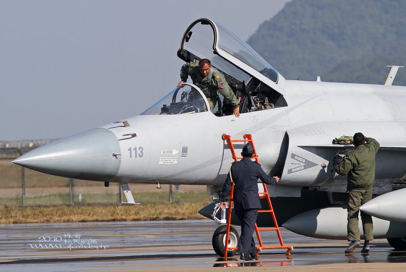 FC-1 Xiaolong