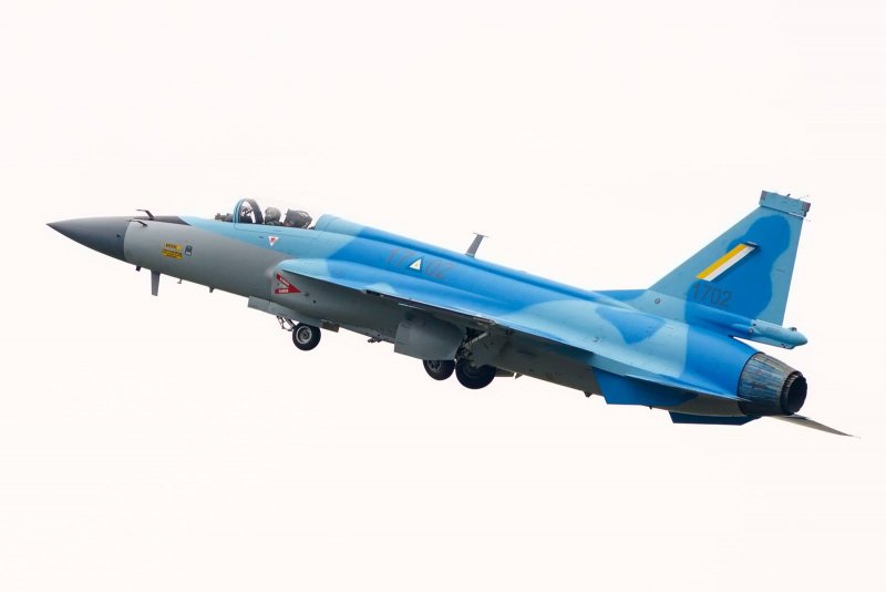 Самолет f-16a Fighting Falcon