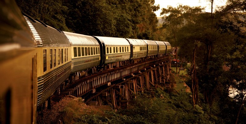 Поезд Eastern & oriental Express