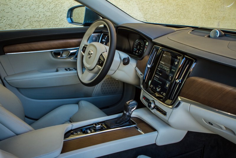 Volvo s90 2021 салон
