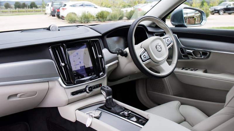 Новый Volvo s90 салон