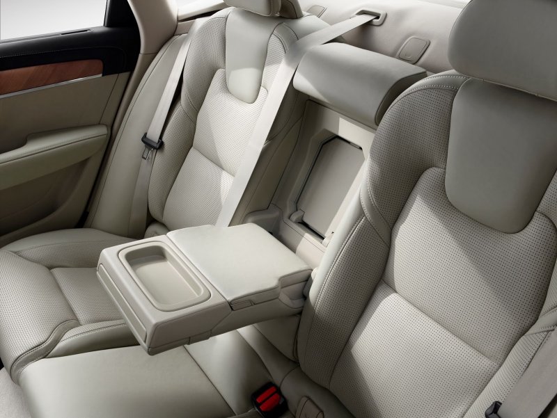 Volvo седан s90 салон