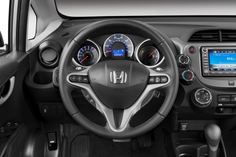 Honda Fit 2010 салон