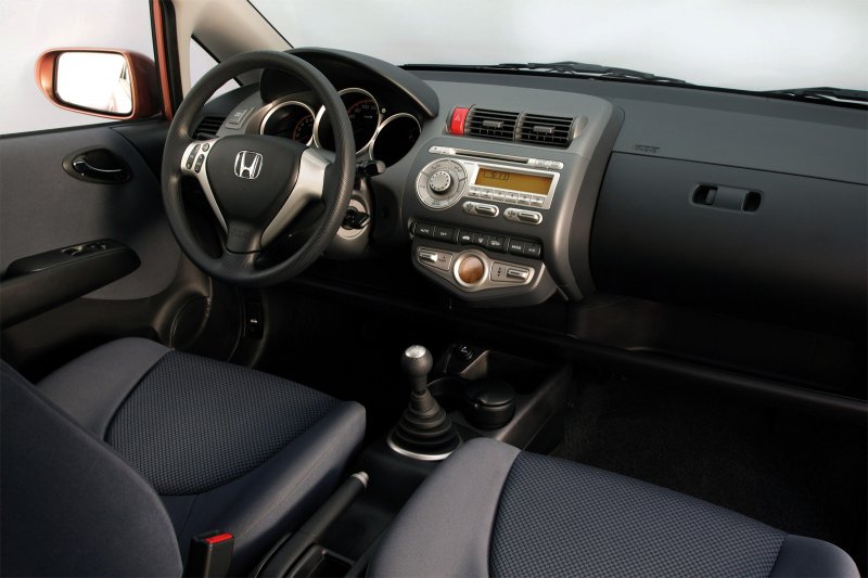 Honda Fit 2012 салон