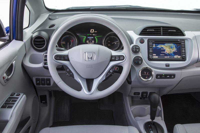 Руль Honda Fit RS