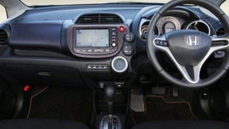 Панель Honda Fit 2009