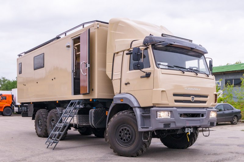 КАМАЗ 43118 кунг автодом
