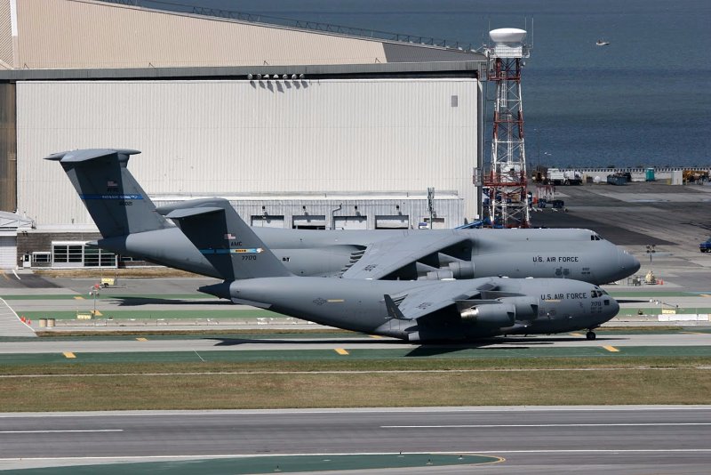 C5 Galaxy самолет