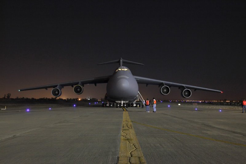 C5 Galaxy самолет