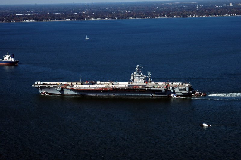 Авианосец ВМС США Теодор Рузвельт