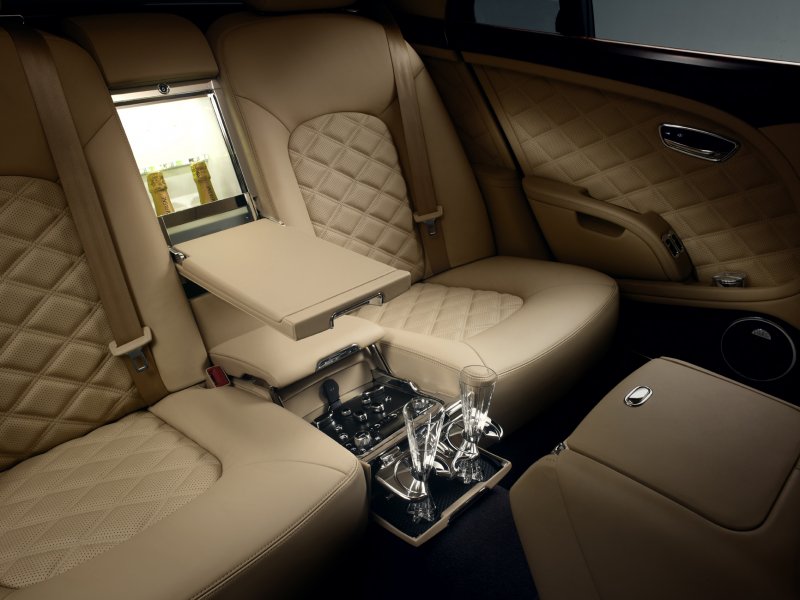Bentley Mulsanne 2008 салон