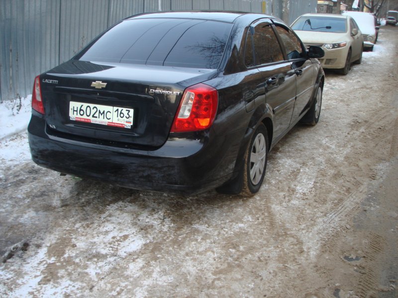 Chevrolet Lacetti 2008 седан с задиъ