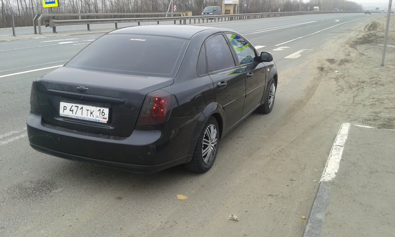 Chevrolet Lacetti 2008 седан с задиъ