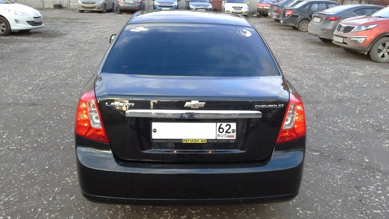 Chevrolet Lacetti 2008 седан с задиъ