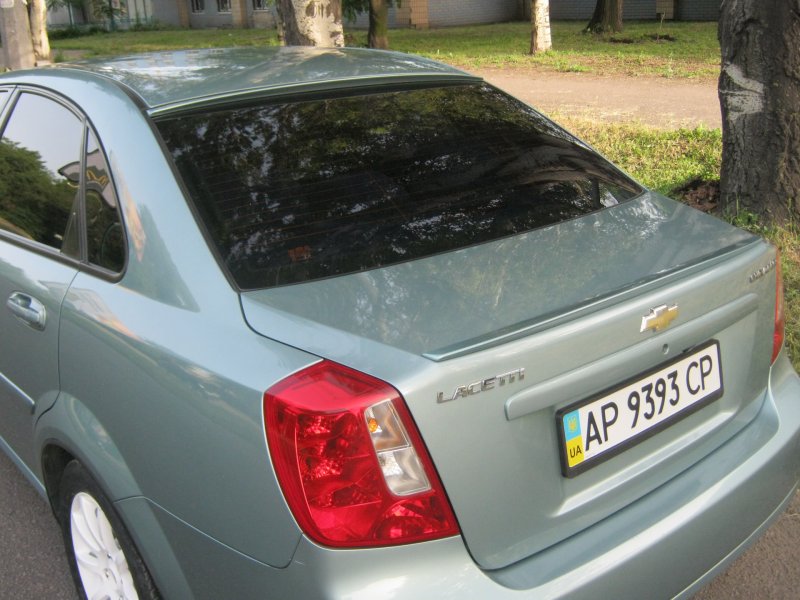 Chevrolet Lacetti седан лип спойлер