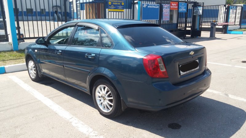 Chevrolet Lacetti седан