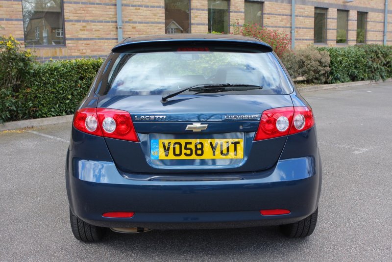 Chevrolet Lacetti хэтчбек сзади