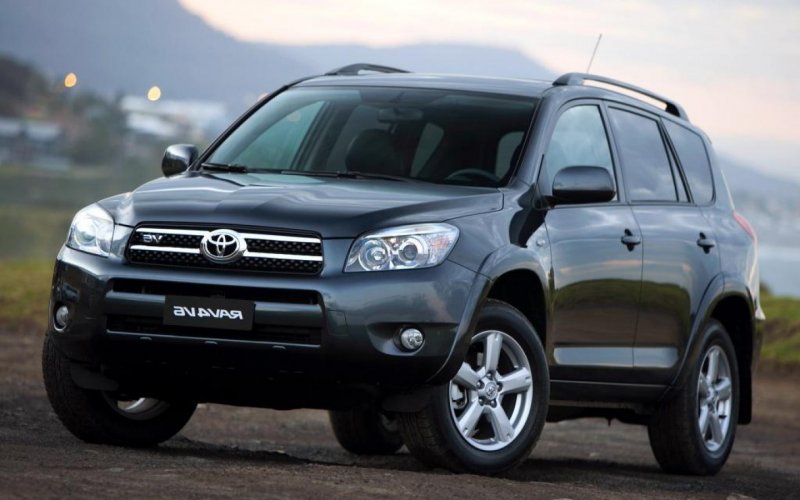 Toyota rav4 v
