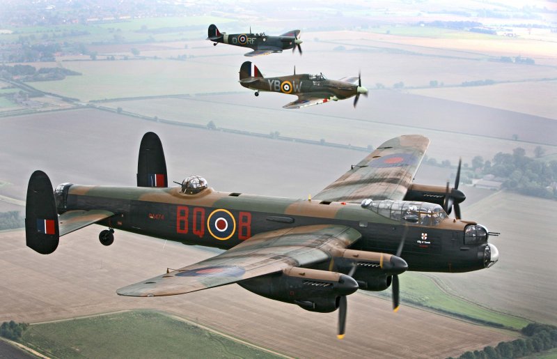 Lancaster самолет ww2