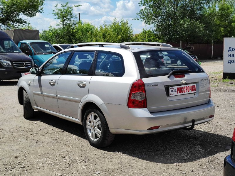 Daewoo Nubira 4