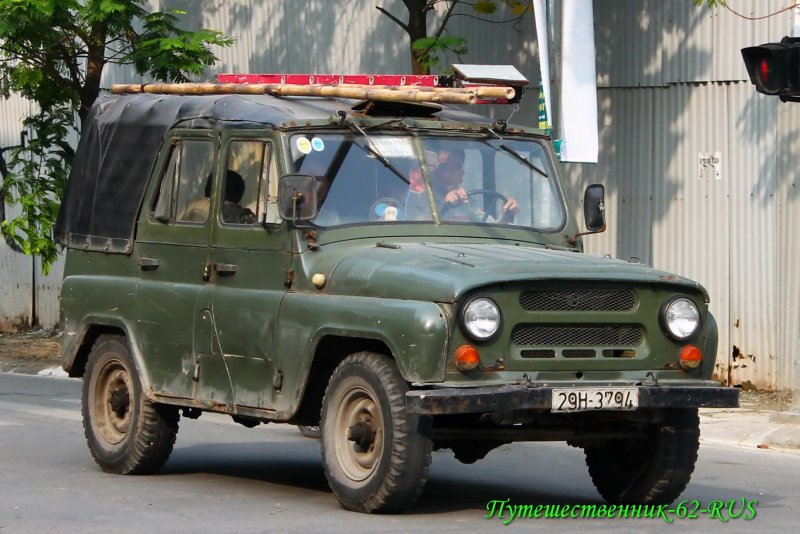 УАЗ 513
