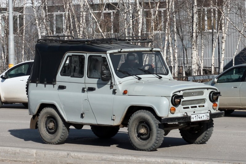 УАЗ 31512