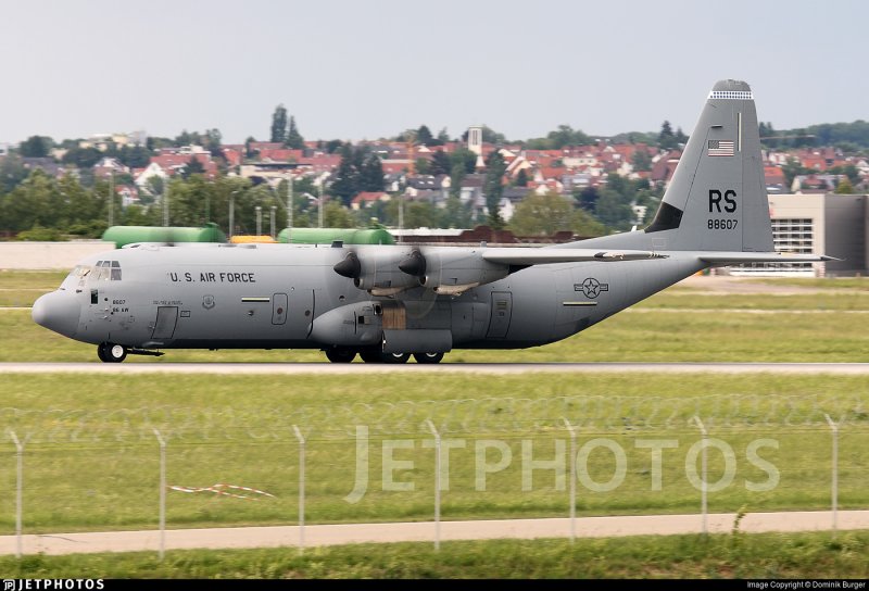 Самолет Hercules c130