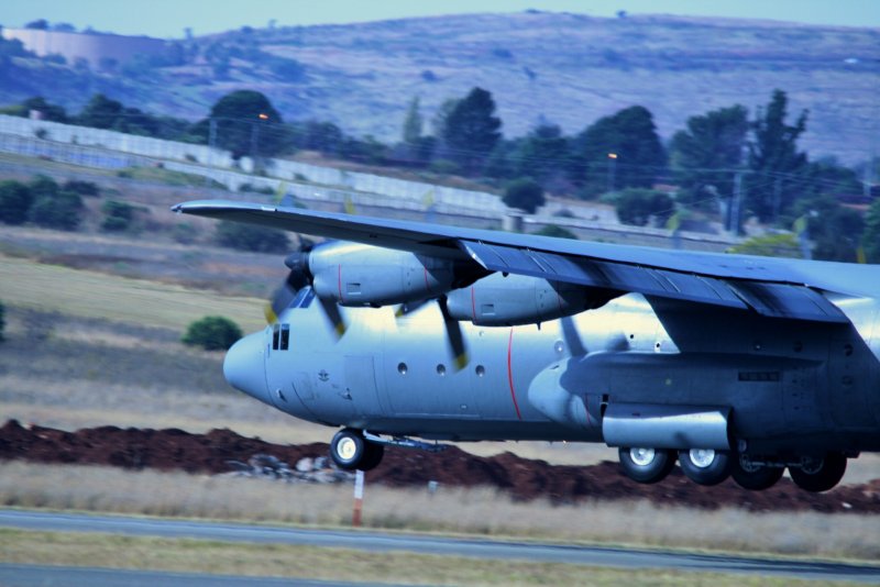 Самолет Hercules c130