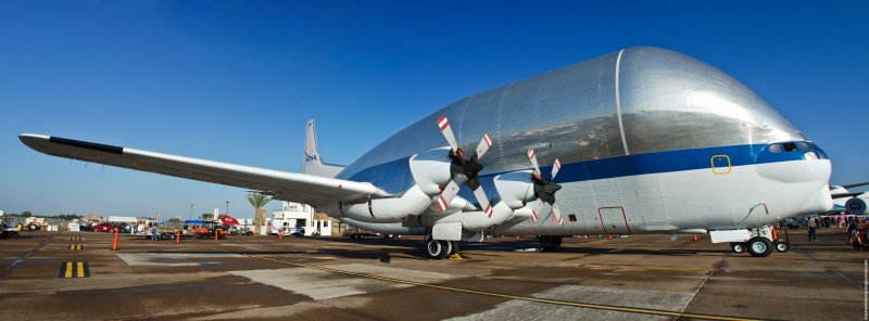 Aero Spacelines super Guppy транспортный самолёт