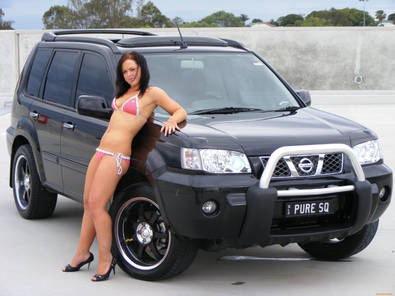 Nissan x Trail и девушки