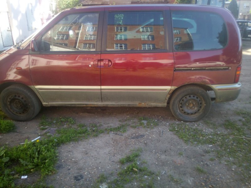 Ниссан Серена с23 1992