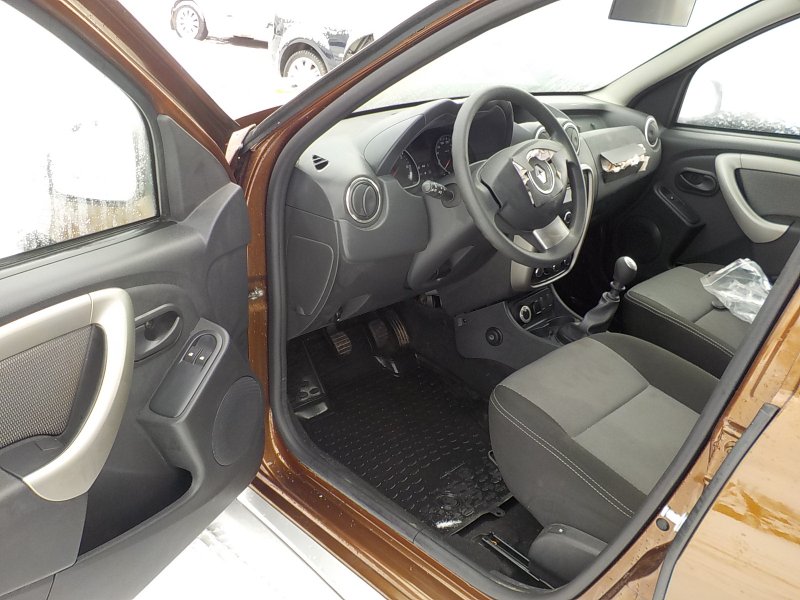 Renault Duster 2021 салон