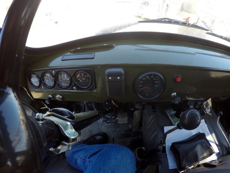 УАЗ 39094 приборная панель