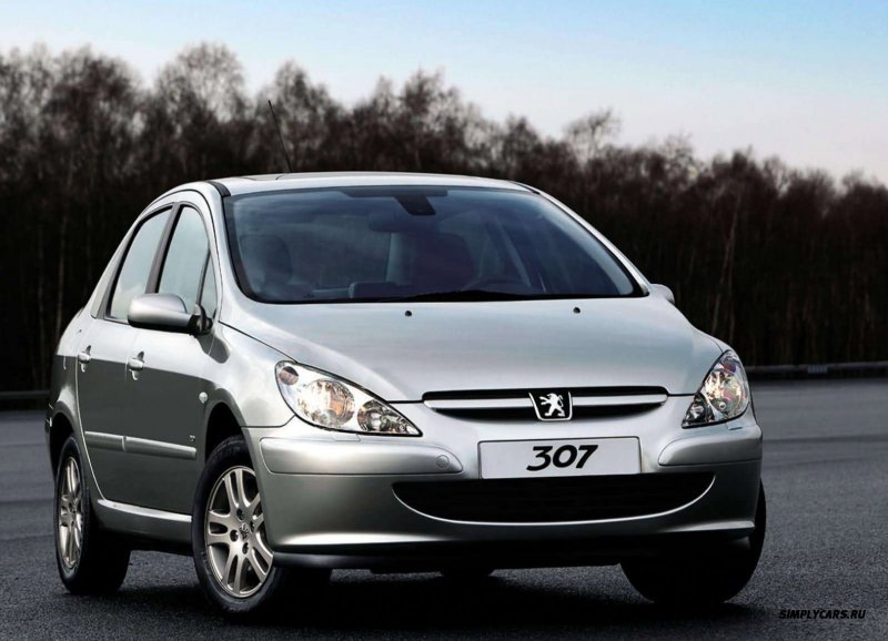 Peugeot седан зад