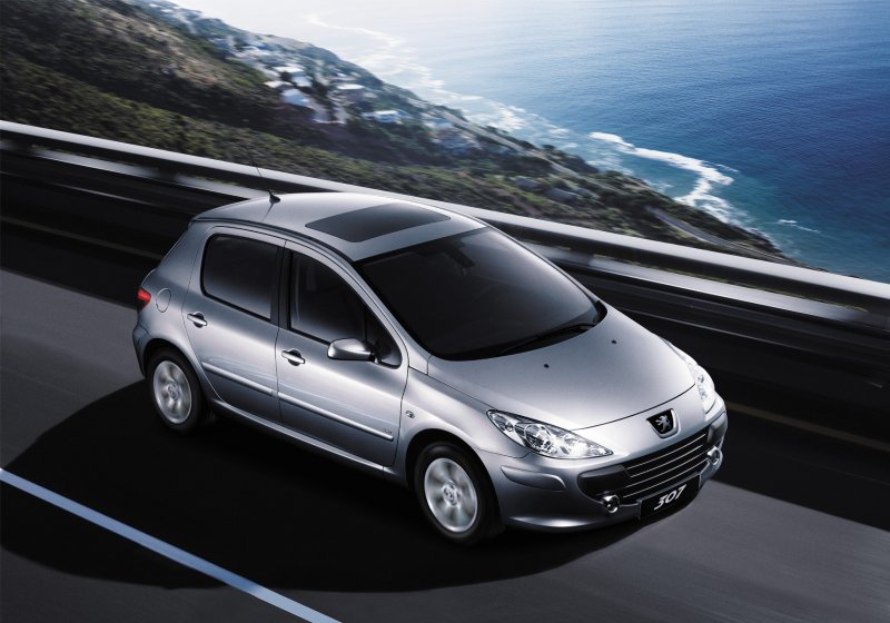 Peugeot седан 2004